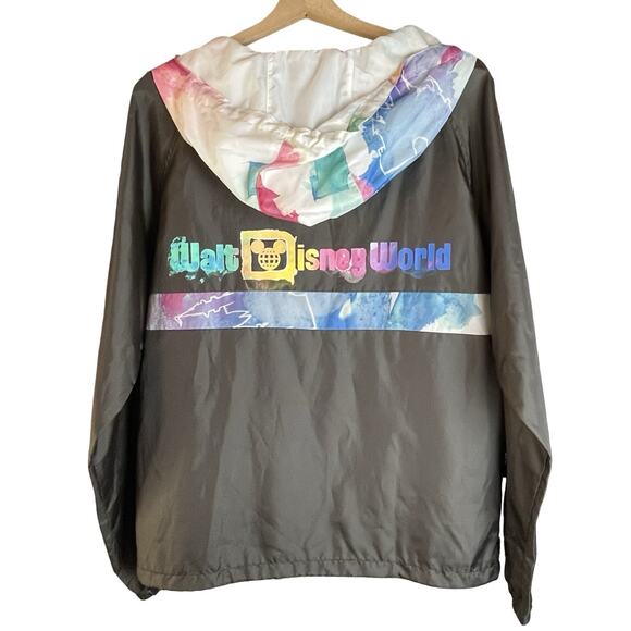 Walt Disney World Watercolor Art 1/4 zip castle graphic lightweight windbreaker - Picture 4 of 8